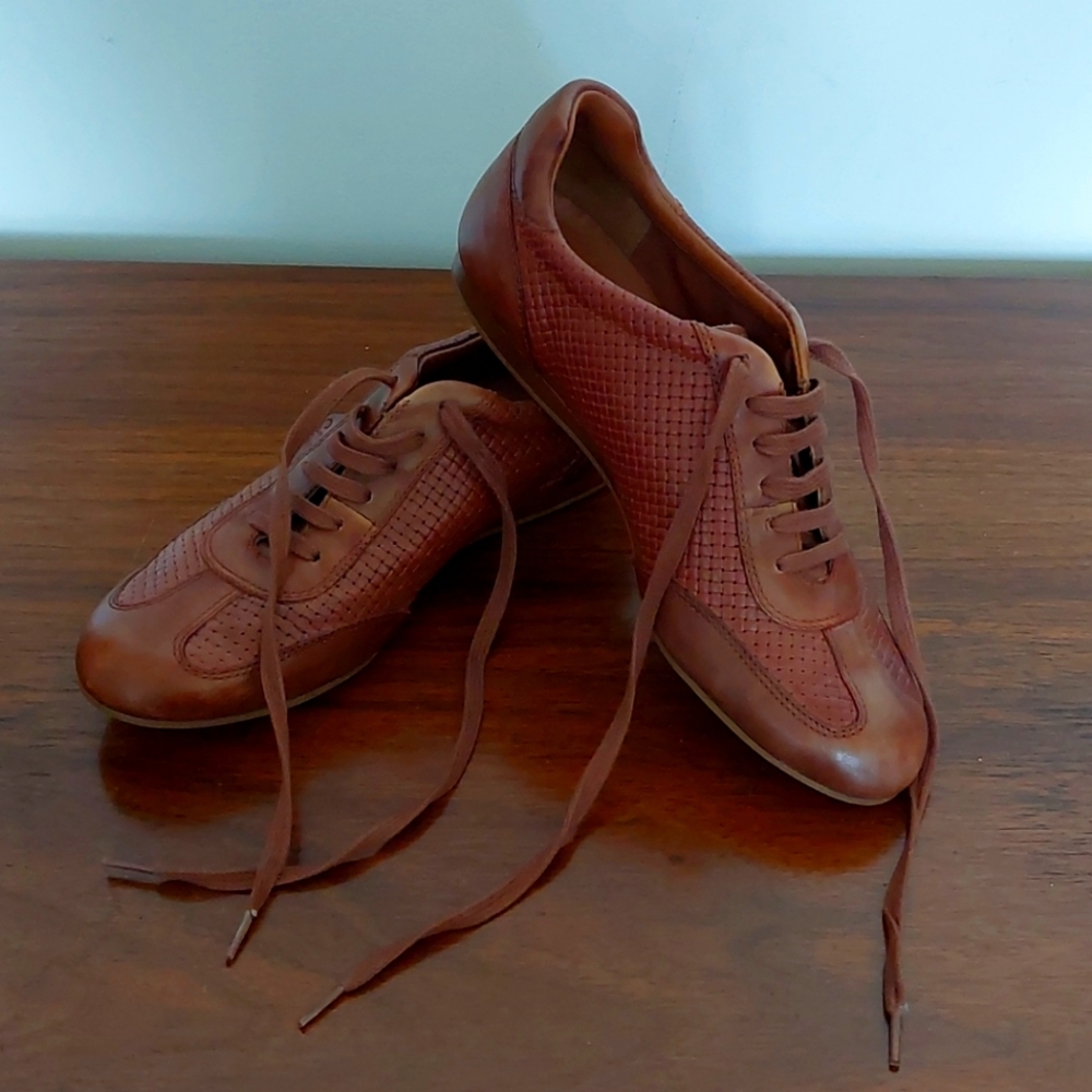 Cole Haan Leather Sneakers Sz 7AA